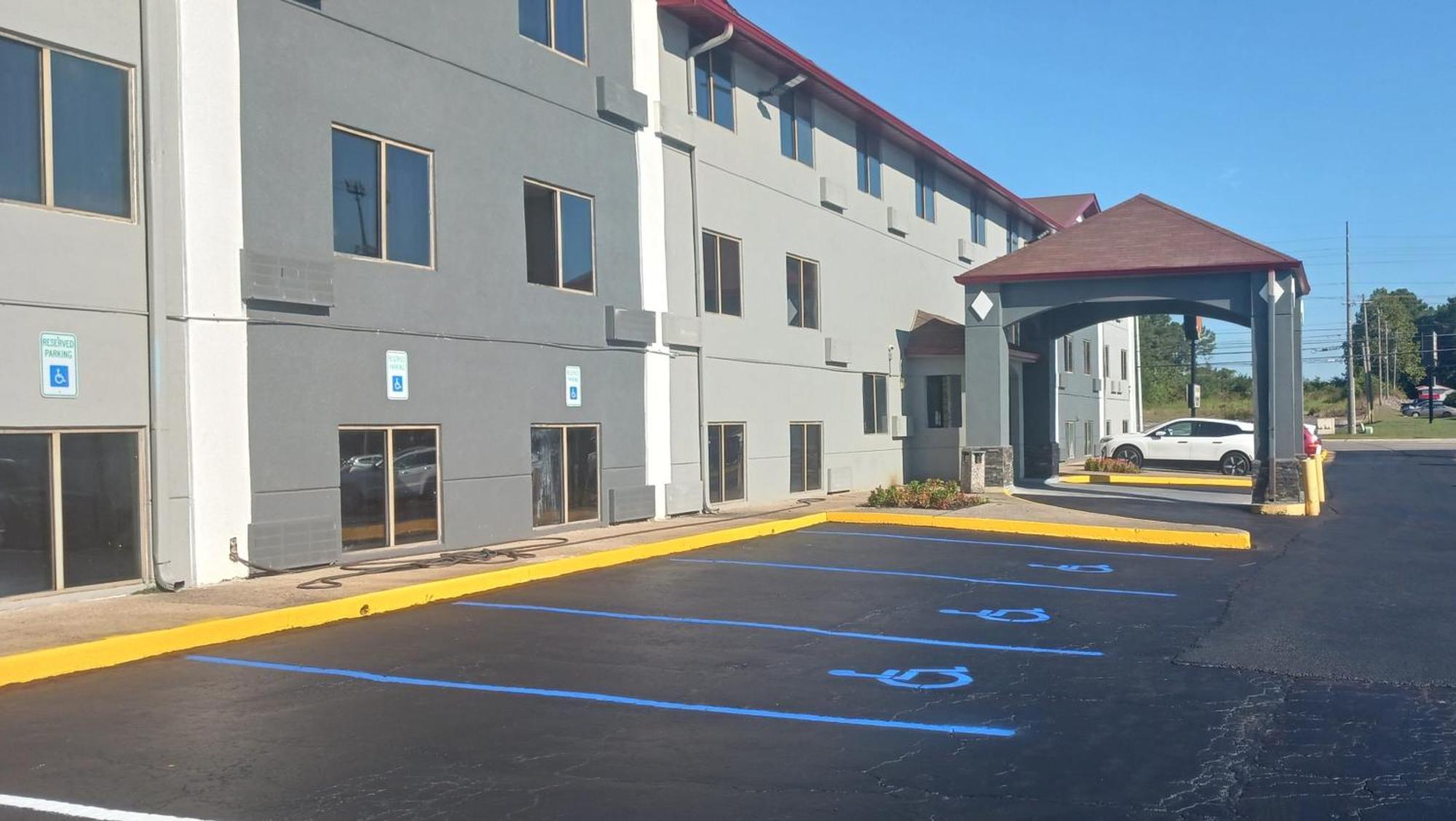 Red Roof Inn Huntsville, Al Buitenkant foto